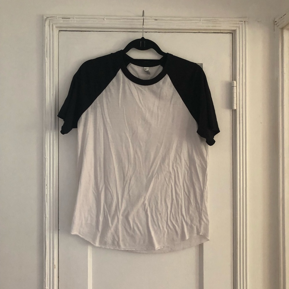 Men’s baseball tee